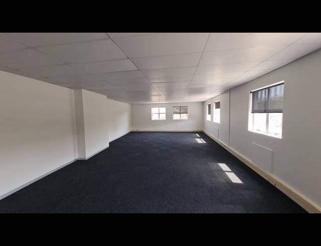 BUSINESS PROPERTY TO RENT IN VORNA VALLEY